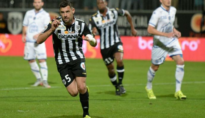 Football : Angers SCO ramène un bon point de Saint-Etienne