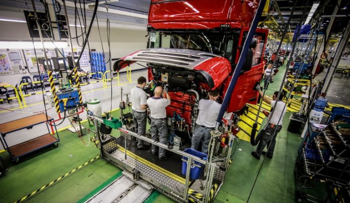 Scania Production recrute de nouveau à Angers