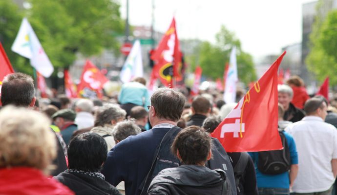 Education nationale : 500 manifestants dans les rues d’Angers