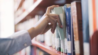 Les bibliothèques d’Angers ouvrent leurs ressources d’auto-formation