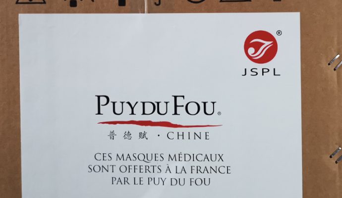 Coronavirus : le Puy du Fou offre 500 000 masques
