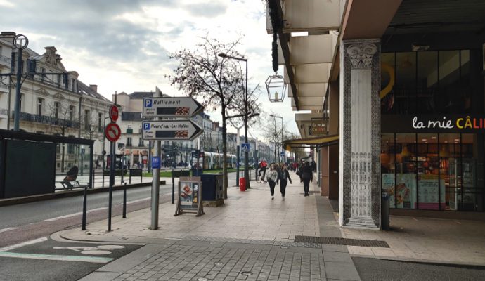 Déconfinement : le groupe « Angers Écologique et Solidaire » demande la piétonnisation du centre-ville